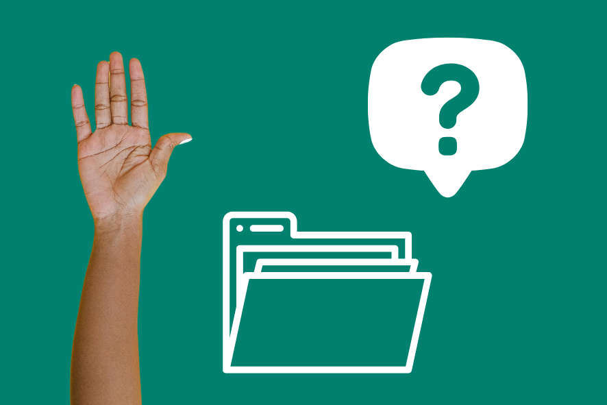 solicitud de informacion - 1 Mano levantada junto a unos expedientes y un signo de interrogación